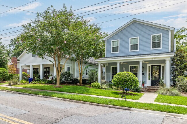 Beautiful farm style homes in Lafayette Park in Tallahassee are great for large families.
