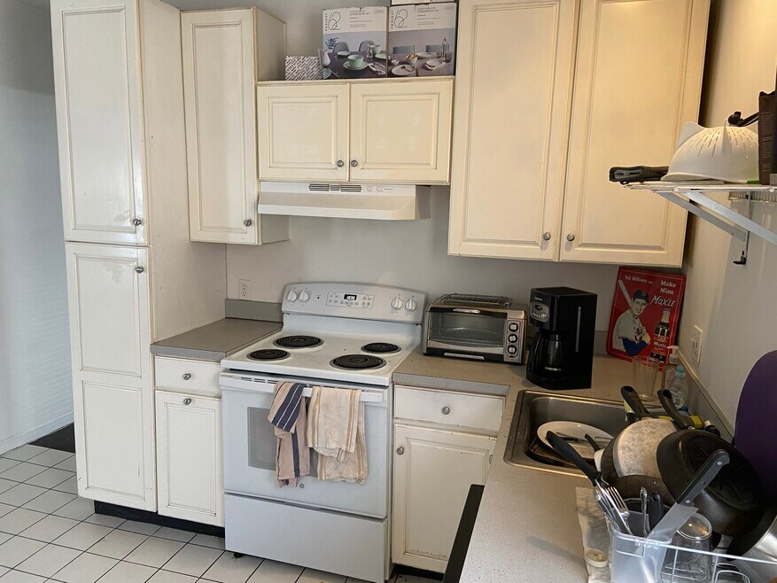 26 Haskell St unit 2, Allston, MA 02134 - photo 1