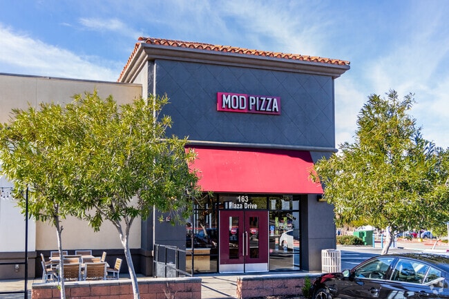 MOD Pizza has customizable pizzas in Sky View.