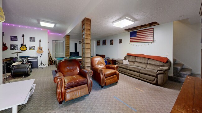 410 Lima Ct, Woodstock, GA 30188 - photo 2