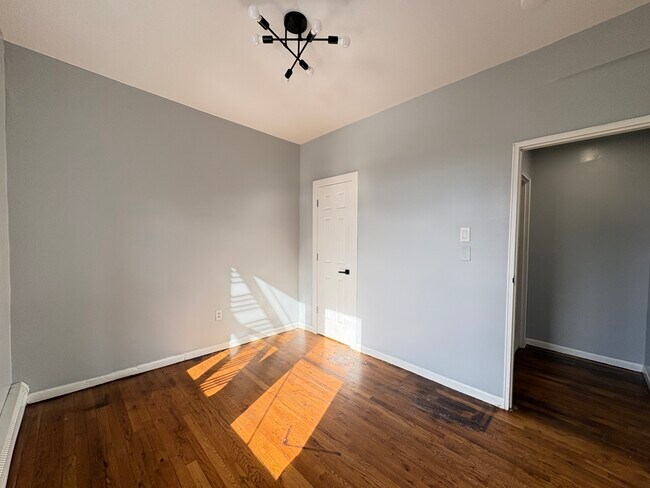 124 Wade St unit 4H, Jersey City, NJ 07305 - photo 5