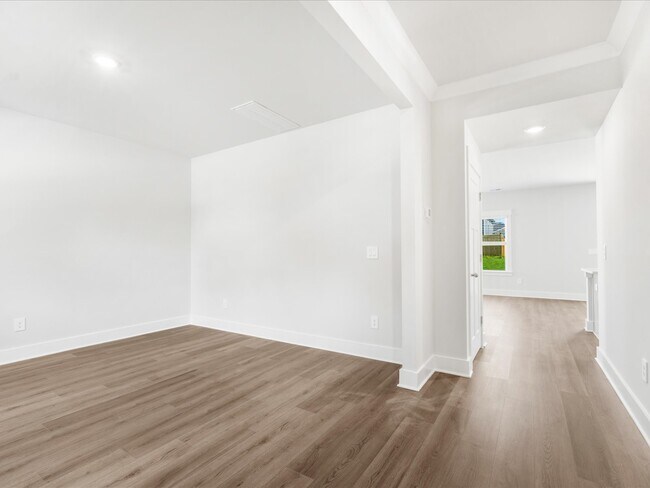 790 Treeline Rd, Moore, SC 29369 - photo 5