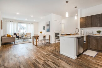 180 Roosevelt Ave, Carteret, NJ 07008