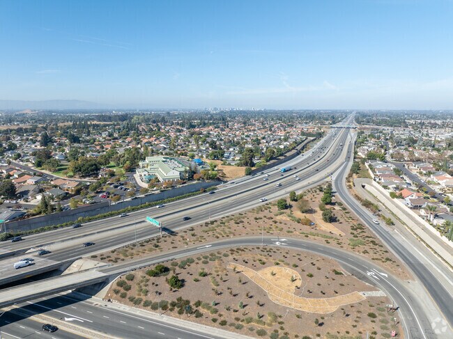 Ashbridge offers easy connectivity via nearby Route 101.