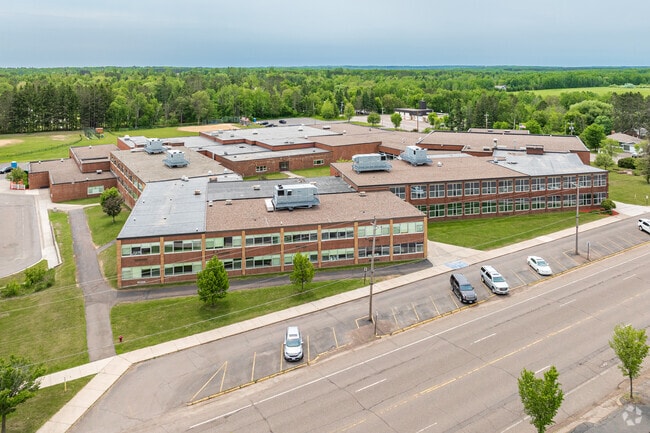 Winterquist Elementary has an A- overall Niche grade.