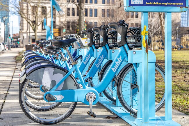 Hop on a Bublr Bike and hit the town from Avenues West.