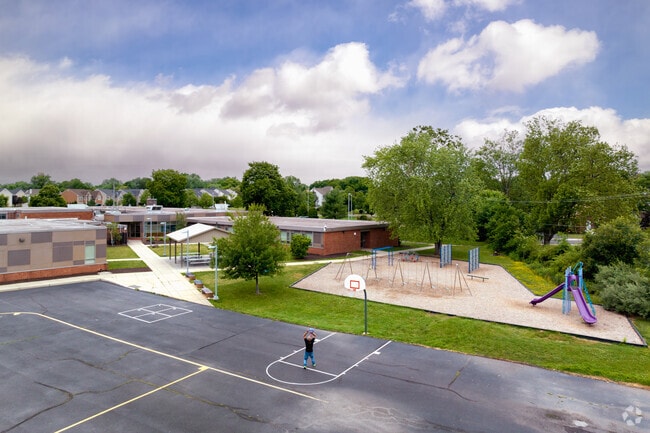 Richland Elementary School is part of the Quakertown Community School District.