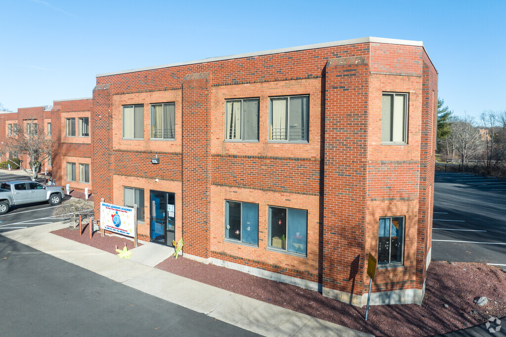 Watch your kids flourish at Arcdia Learning Academy in Marshall Corner/Winters Corner.