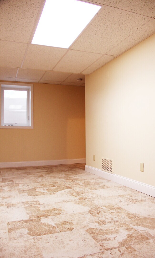 53 St Mary's St unit 1, Burlington, VT 05401 - photo 6