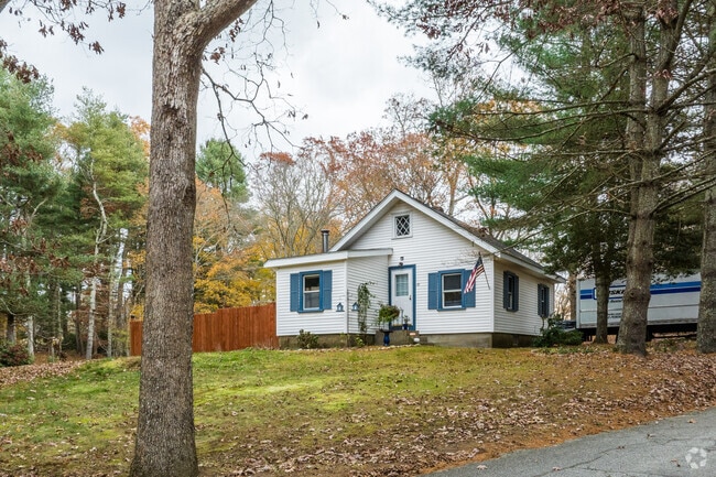 Rural Richmond features cozy Cape Cods and classic bungalows tucked among trees.