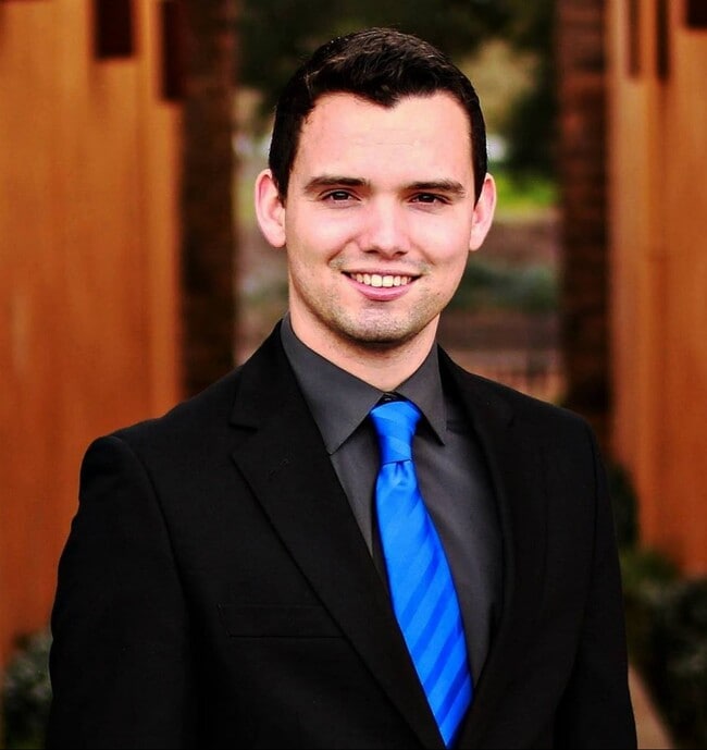 Agent Photo