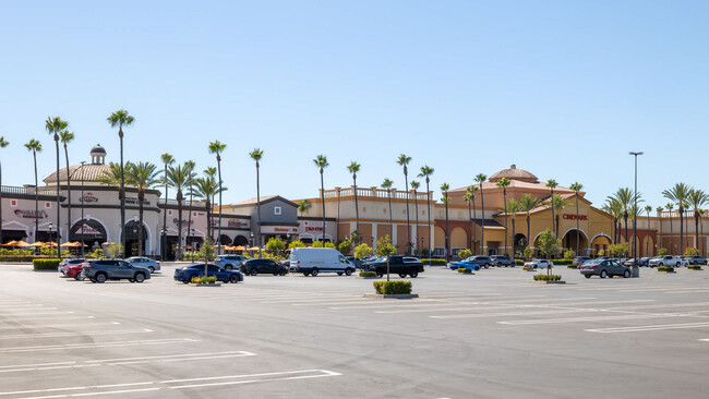 Access All Your Essentials at Foothill Ranch Towne Center