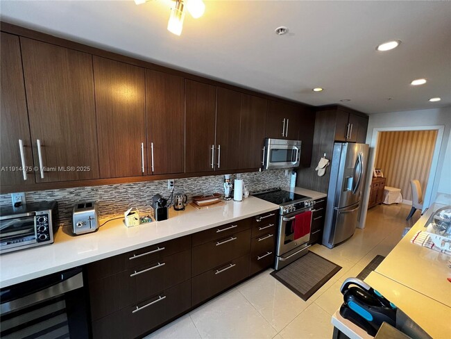 Turnberry Isle unit 9J, Aventura, FL 33180 - photo 6