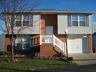 203 Kensington Rd NE, Carrollton, OH 44615