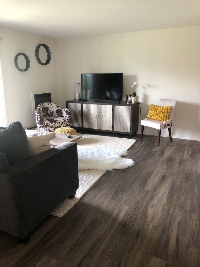 Cedar Ridge Apartments, Richton Park, IL 60471 - photo 3