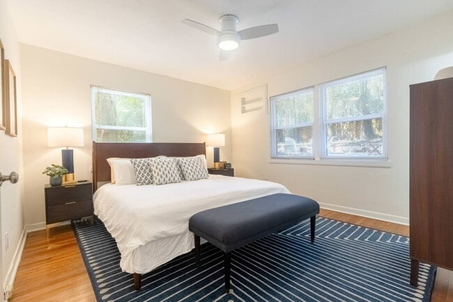 318 SW 27th St unit ID1359097P, Gainesville, FL 32607 - photo 2