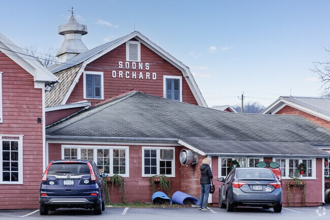 Waywayandans enjoy apple picking at Soons Orchards.