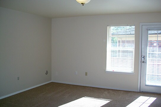 Villa Capri East, Beaverton, OR 97006 - photo 5