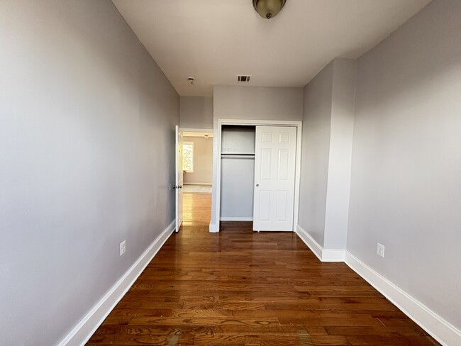 222 3rd St 7