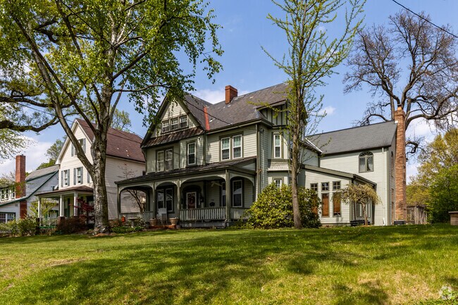 When you think that you have seen it all, you turn the corner and there is another amazing home in Ingram.