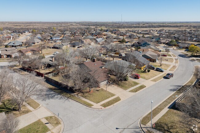 MacArthur Park features a wide array of architectural styles.