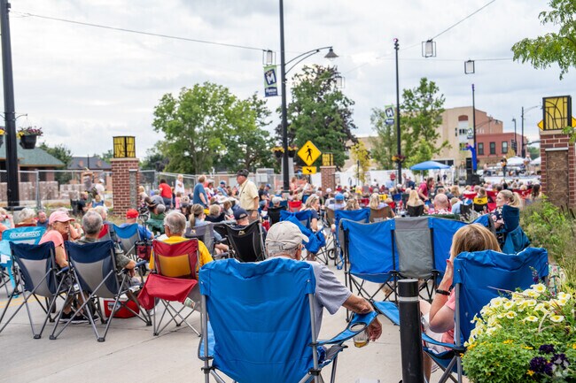 Residents bring chairs and enjoy live music at Uptown Getdown near Noelridge Park.