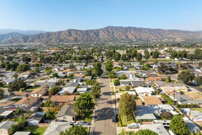 Enjoy the great views of the San Gabriel Mountains.