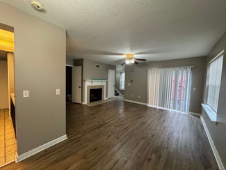 2004 Greenpoint Dr, New Orleans, LA 70114