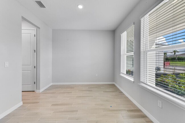 8566 Big Dipper Dr, Sarasota, FL 34241 - photo 6