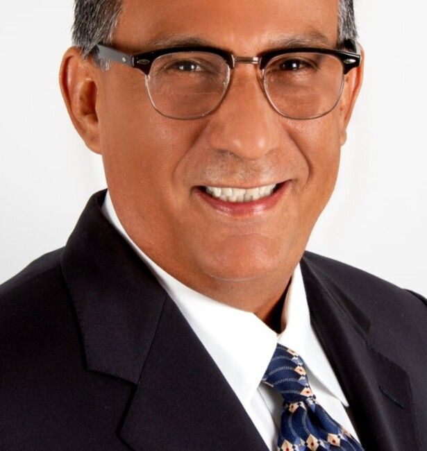Agent Photo
