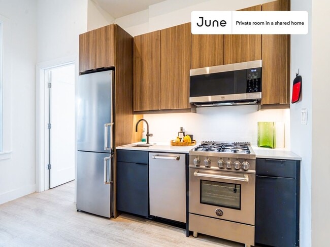 2147 P St NW unit D, Washington, DC 20037 - photo 3