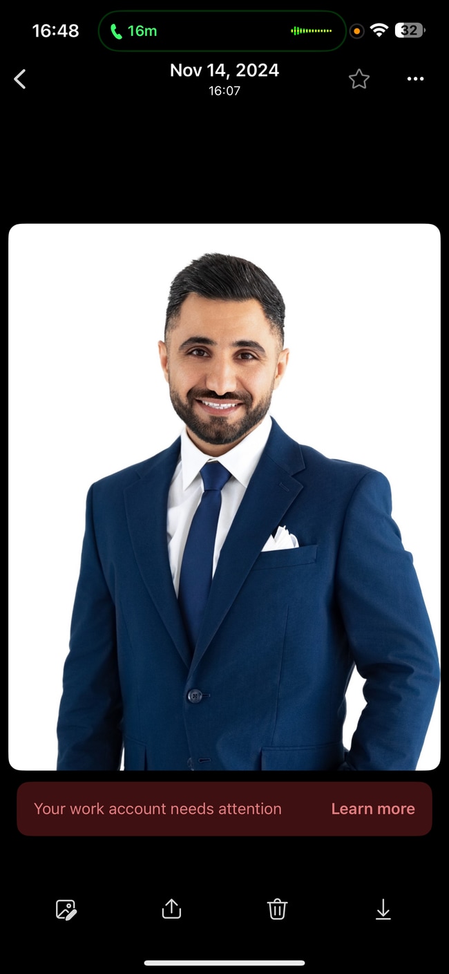 Agent Photo