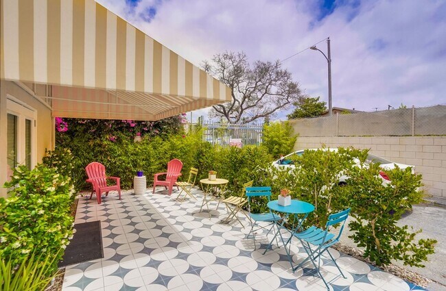 Convenient Inglewood Living Near SoFi & 105 Freeway!, Inglewood, CA 90303 - photo 5