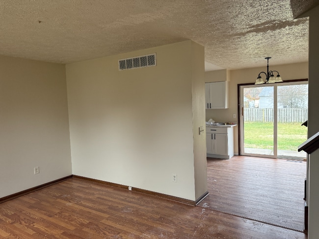 5418 Laporte Dr, Lansing, MI 48911 - photo 5