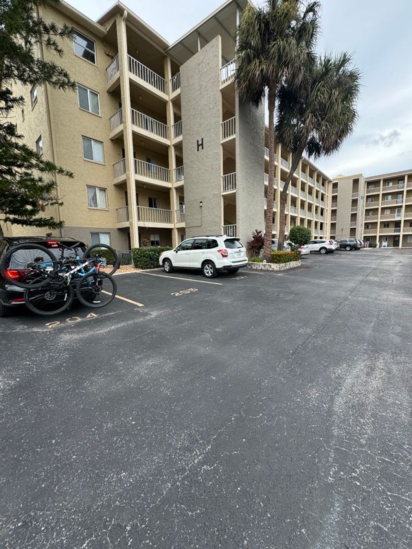 3719 Lake Bayshore Dr, Bradenton, FL 34205 - photo 7