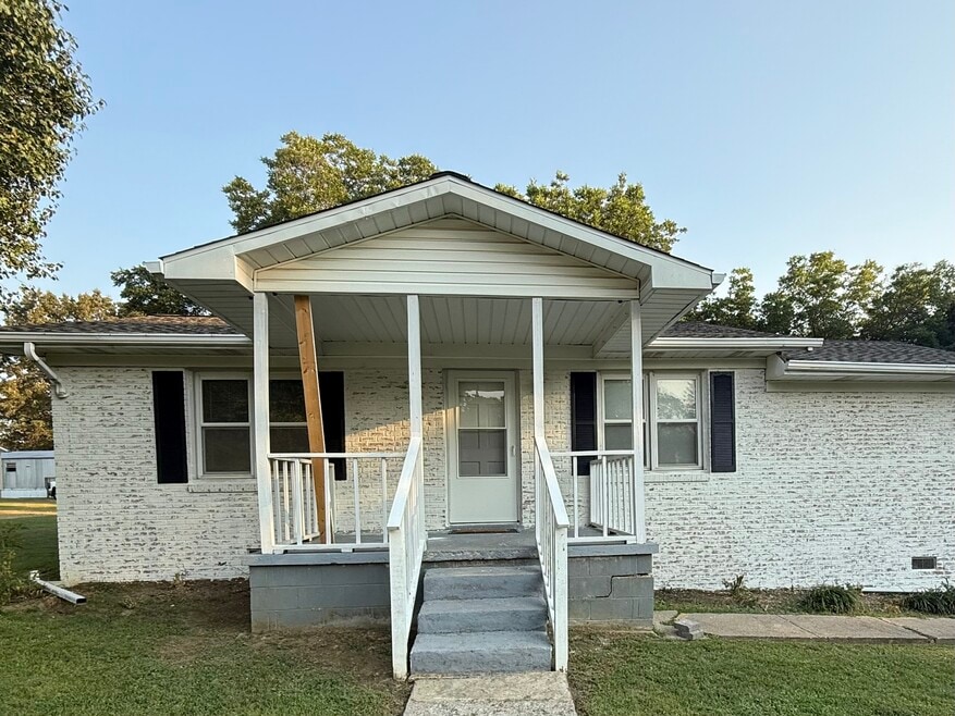 Front view of home.
