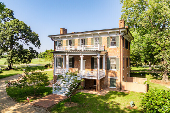 The Lee Hall Mansion was built in 1859 and is now a museum.