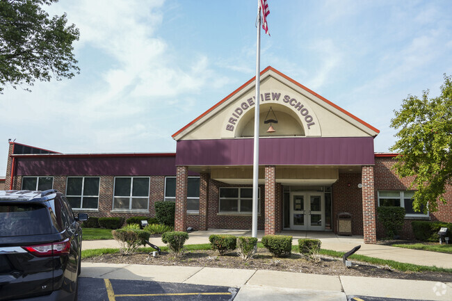 Bridgeview Elementary School provides education to the little residents in
Bridgeview