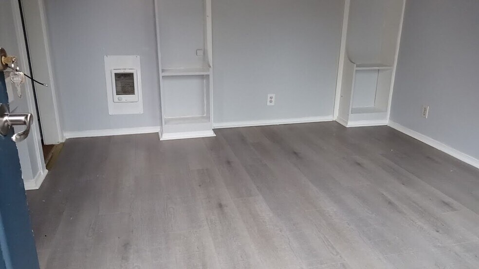 430 S Holladay Dr unit 1, Seaside, OR 97138 - photo 1