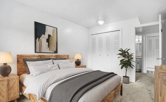 Apple Ridge Apartments, Walker, MI 49534 - photo 2