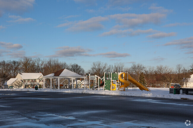 Lawrence School, Broadview Heights