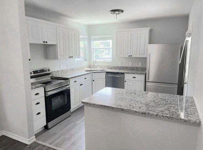 5617 Birchman Ave, Fort Worth, TX 76107 - photo 6