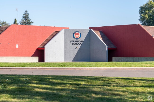 The main building of Stratford School in San Jose, California.