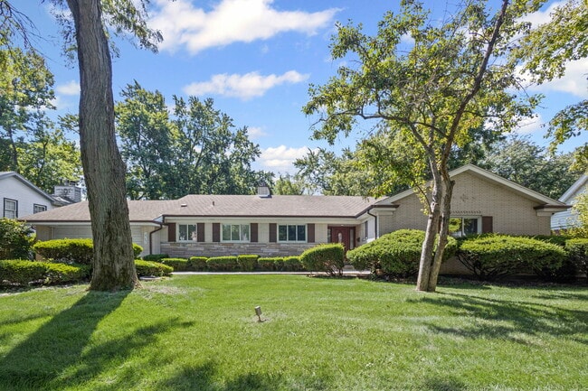 2712 2nd Private Rd, Flossmoor, IL 60422 - photo 2