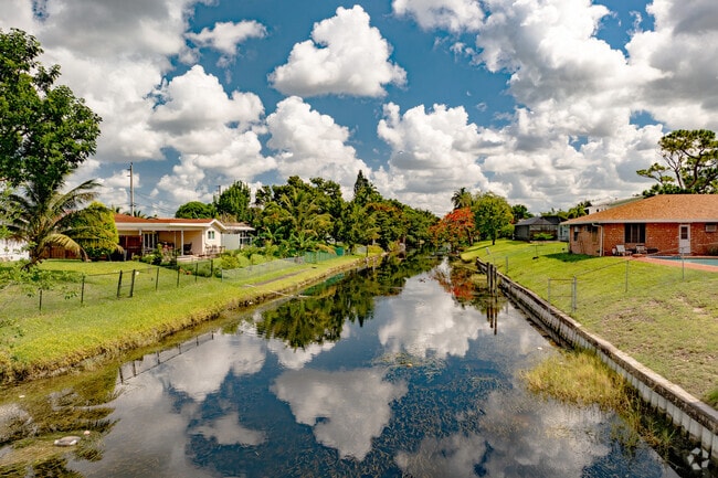 Tropical Paradise along the water in Coconut Creek, FL.