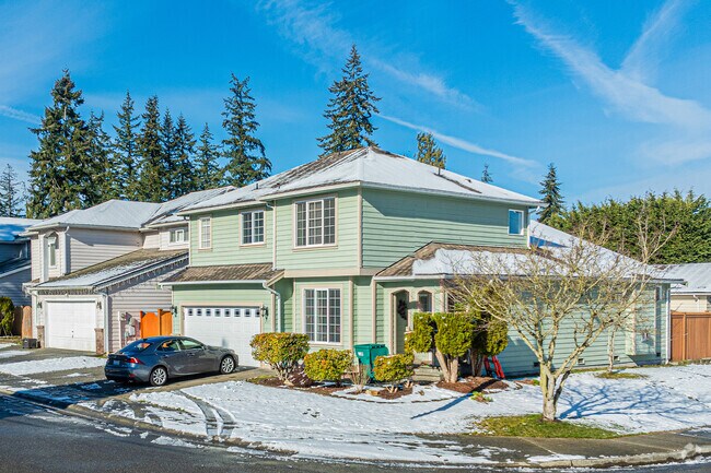 Manufactured homes can sell for between $55,000 and $605,000 in Silver Lake.