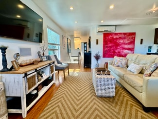 1804 Andalusia Ave, Los Angeles, CA 90291