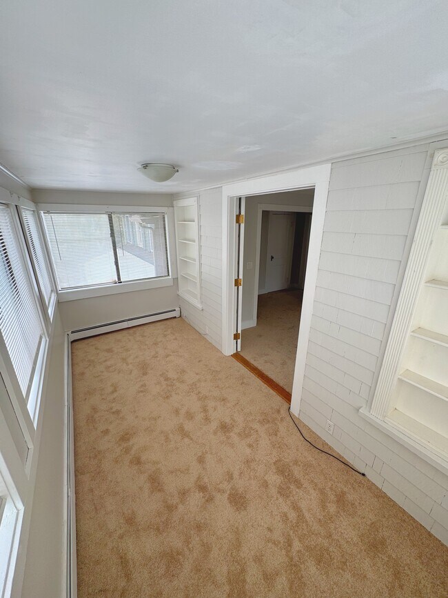 13 Moseley Ave unit 2nd Floor Apartment, Needham, MA 02492 - photo 5