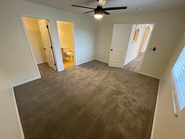 3812 E Rock Creek Rd unit 4, Eagle Mountain, UT 84005 - photo 4