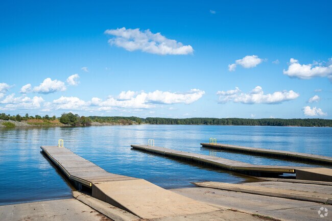 Jordan Lake State Recreation Area, the reservoir covers 13,940 acres .